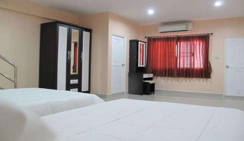 Premier Twin Room