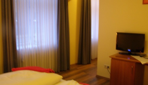 Standard Double Room, 1 King Bed, Park View