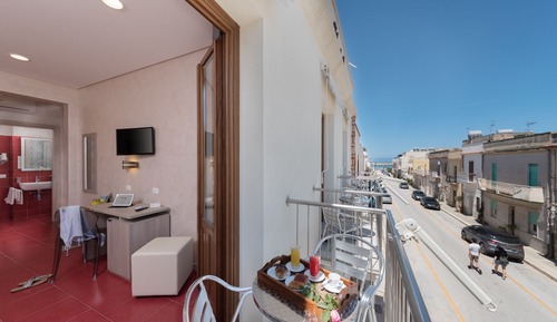 Double Room, Balcony