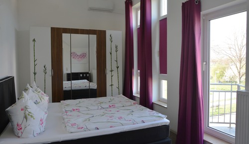 DG Zwei-Zimmer-Wohnung