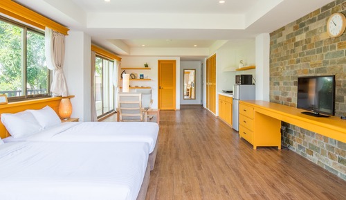 Deluxe Triple Room (with Complementary Airport Shuttle Services)