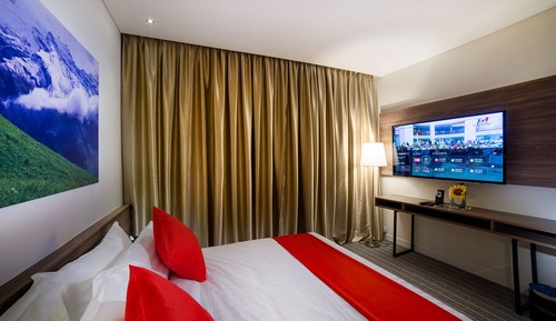 Standard Room, 1 Queen Bed