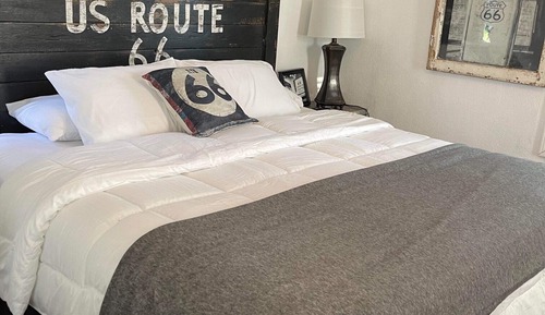 Cabin, 1 King Bed