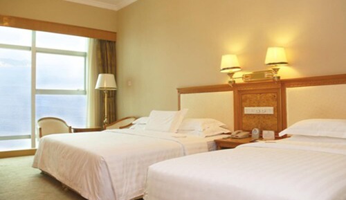 Superior Twin Room, Mountain View