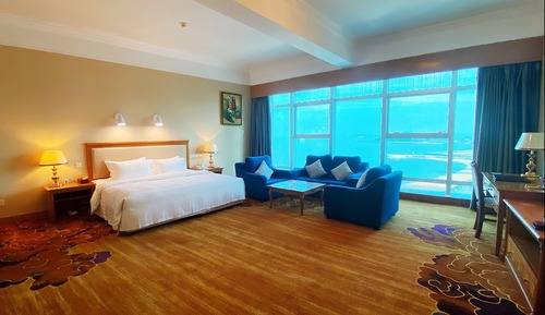 Deluxe Room, 1 King Bed