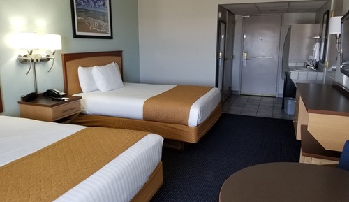 Standard Room, 2 Queen Beds, Refrigerator