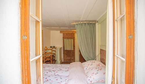 Romantic Double Room, Private Bathroom (Tilleul Baldaquin)