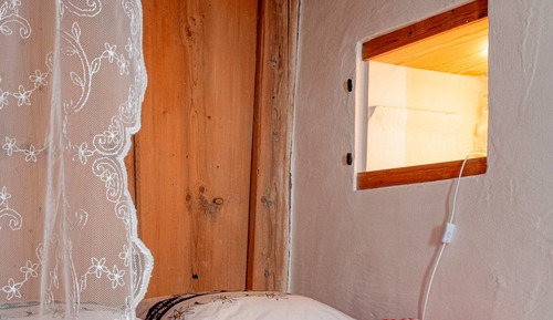 Romantic Double Room, Ensuite (Armailli Baldaquin)