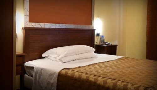Comfort Single Room, City View