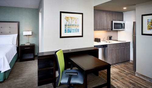 Studio Suite, 1 King Bed, Non Smoking