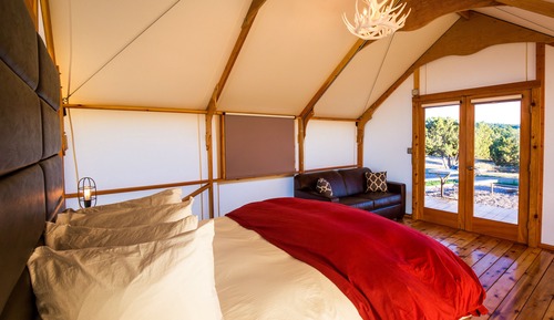 Comfort Tent, 1 Queen Bed, Patio, Mountain View