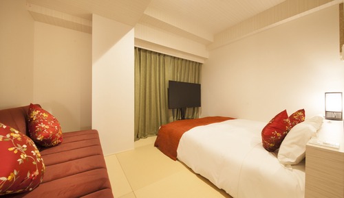 Japanese Style Queen Room (1 Queen Bed) Non Smoking - Annex -Extra bed is from 3rd Adult, with Noise