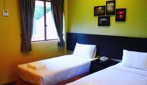 Standard Twin Room