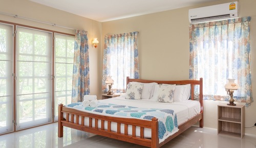 2-Bedroom Villa in the Garden 