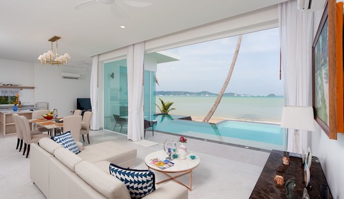 3-Bedroom Beachfront Infinity Pool Villa 