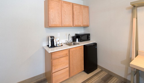 Room, 1 King Bed (Mobility Accessible, Tub)