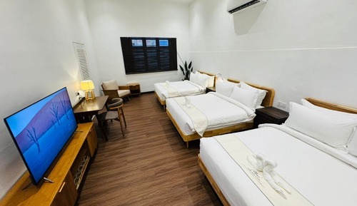 Suite, Garden View