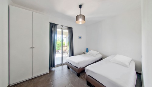 House 6 persons - 2 bedrooms - Spacious - Air conditioning - Terrace