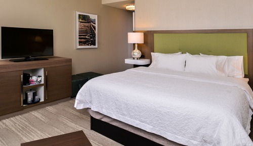 Room, 1 King Bed, Accessible, Non Smoking (Hearing)