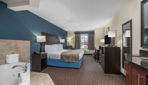 Studio Suite, 1 King Bed, Non Smoking