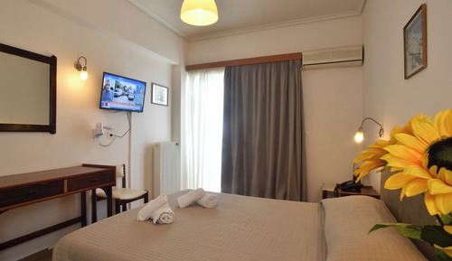 Single Room, Mountain View