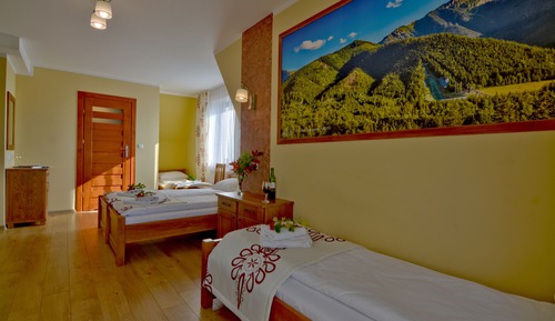 Family Room, Balcony, Mountain View