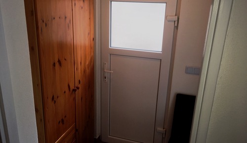 Apartment (ROMANTIC)