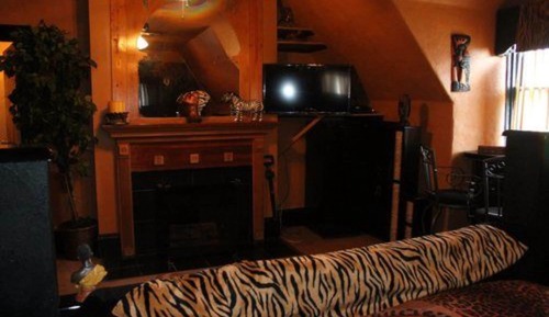 Room, Private Bathroom (Kenya)