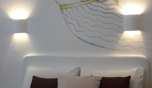 Studio, Partial Sea View