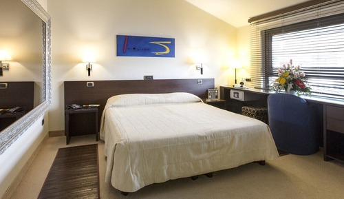 Business Double Room, 1 King Bed