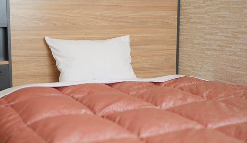 Double Room, Smoking