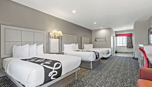 Family Suite, Multiple Beds, Kitchen