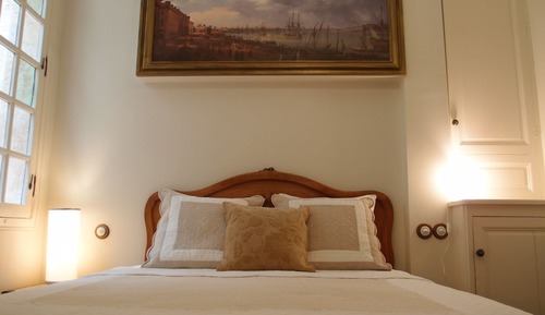 Double Room (Port de la Lune)