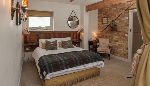 Double Room (The Harris Suite)