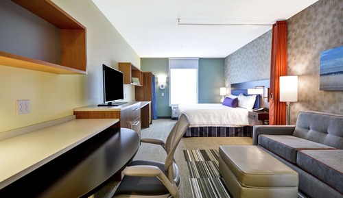 Studio, 1 King Bed, Accessible, Bathtub