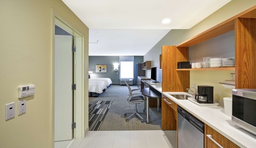 Studio, 2 Queen Beds, Accessible, Non Smoking (Roll-in Shower)