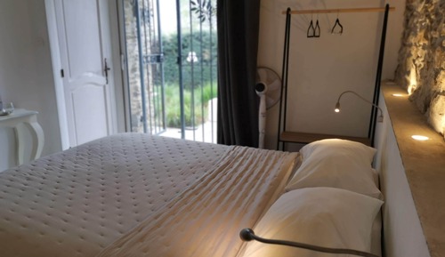 Standard Double Room, 1 Queen Bed
