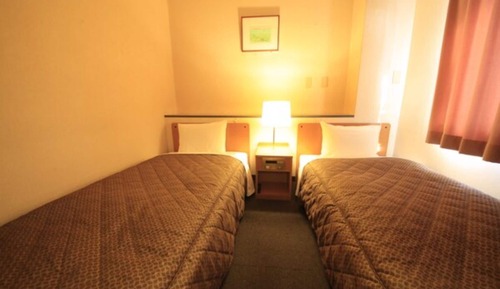 Twin Room, Non Smoking ( 2 )