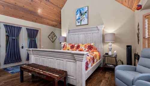 Cabin (Willow)