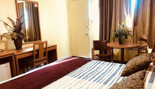 Standard Room, 1 Queen Bed, Non Smoking