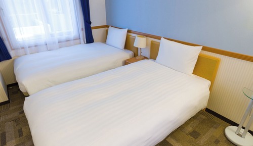 Standard Twin Room, Smoking