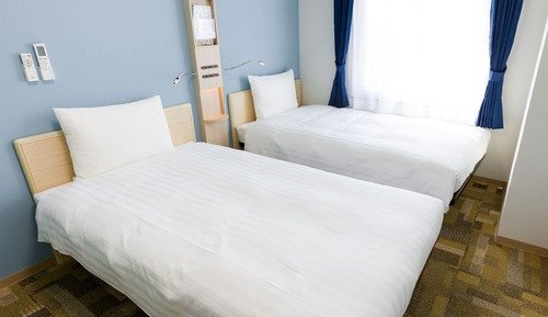 Standard Twin Room, Smoking