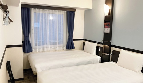 Standard Twin Room, Smoking