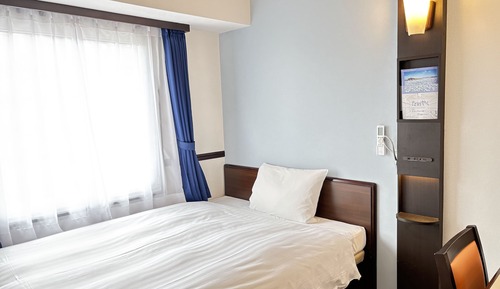 Standard Single Room, Smoking