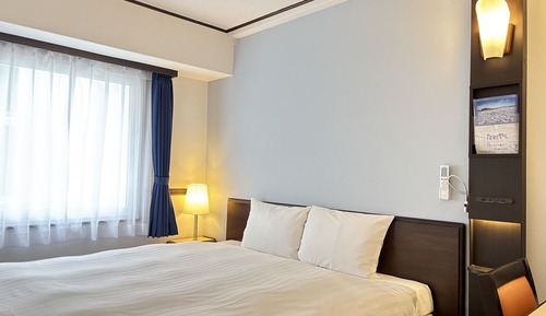 King Double Room, Smoking