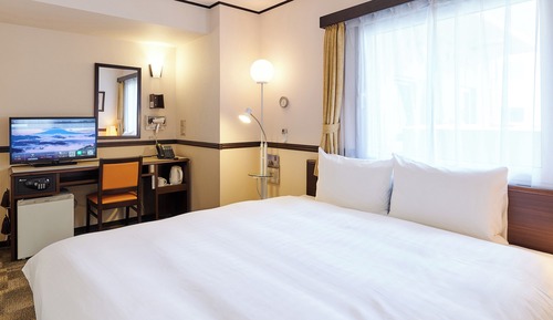 King Double Room, Smoking