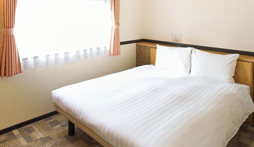 Standard Double Room, Smoking