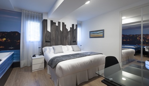 Deluxe Double Room, Jetted Tub (El Puntal)