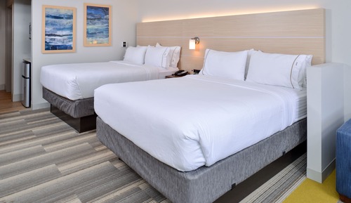 Suite, 2 Queen Beds, Accessible (Living Area, Comm)