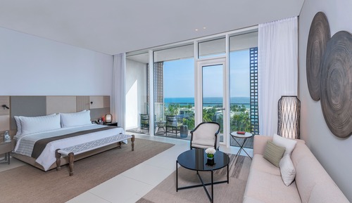 Deluxe Suite with Private Garden